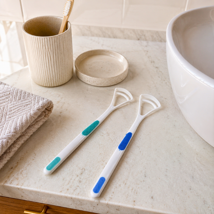 OraLuxe™ Fresh Finish Tongue Scraper